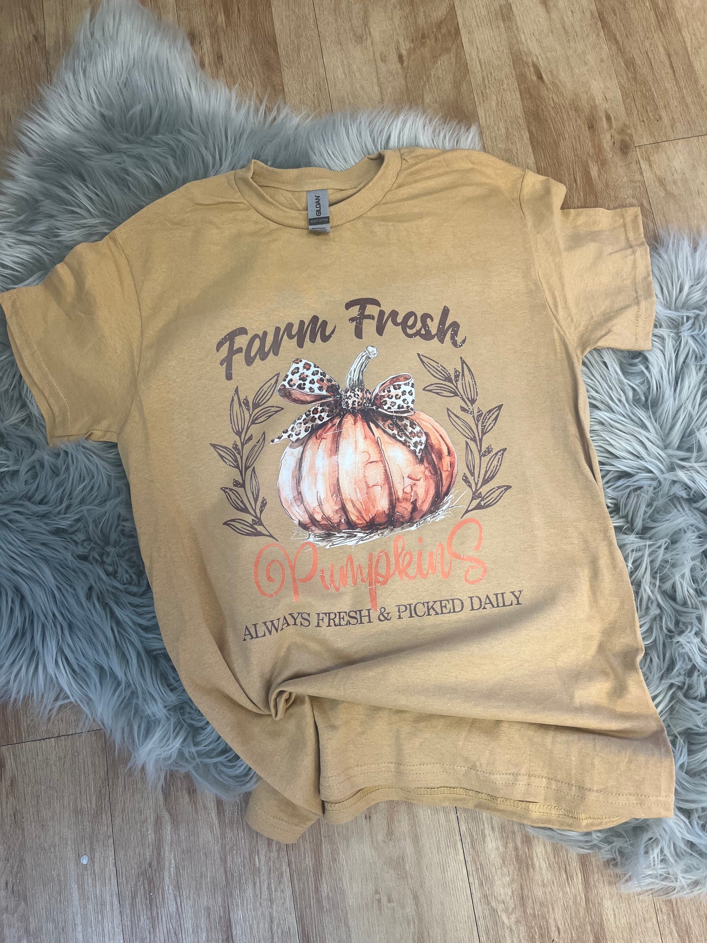 Farm Fresh Pumpkins with Bow Tee