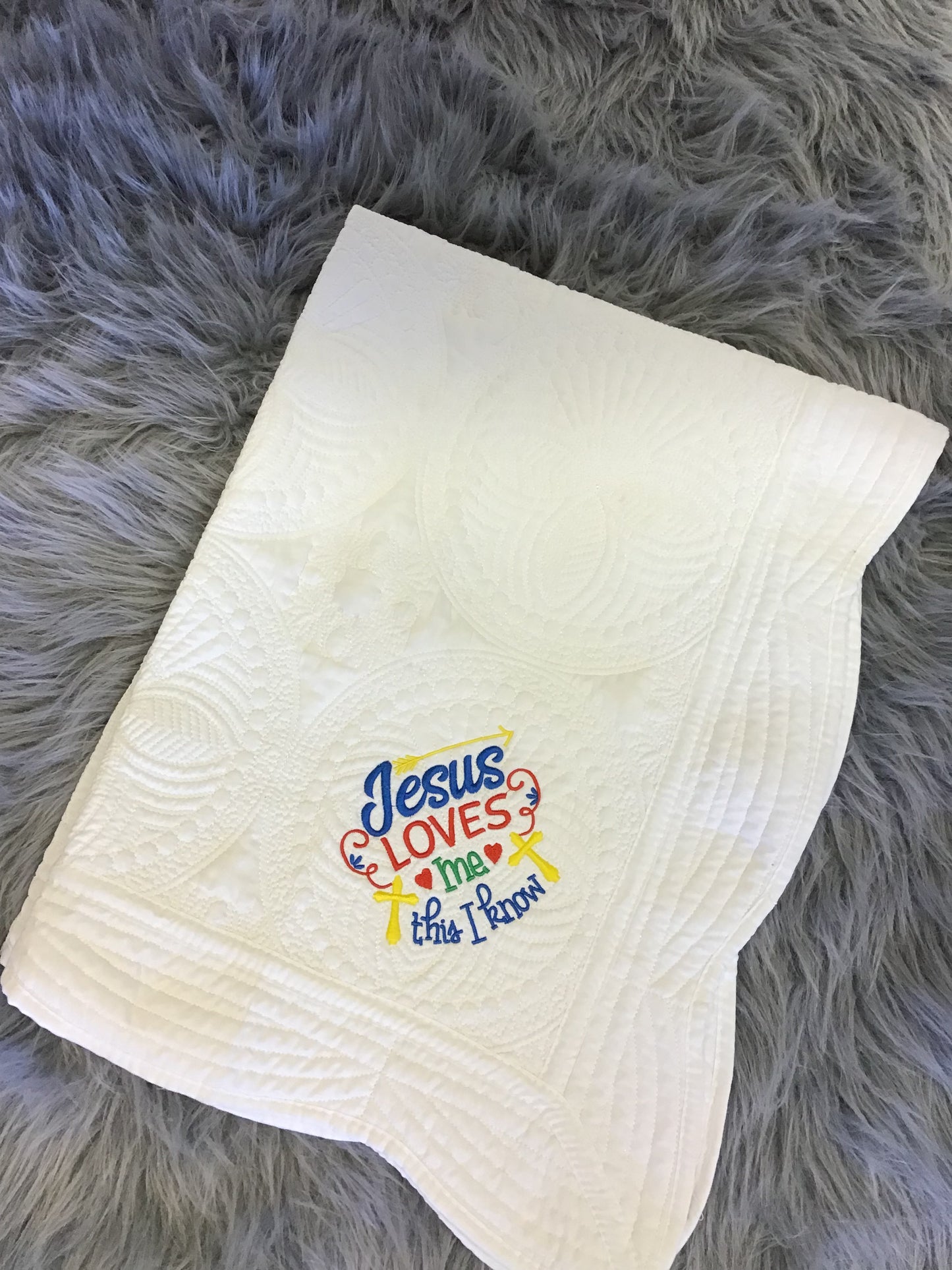 Baby Quilt,  White, Jesus loves me